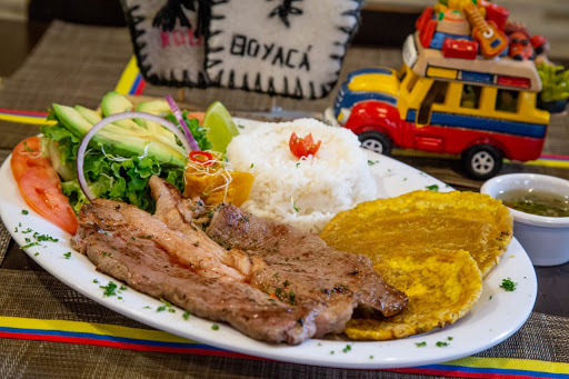 Restaurantes comida colombiana Cancun