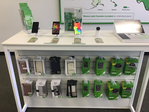 Cell Phone Store «Cricket Wireless Authorized Retailer», reviews and photos, 100 Tri City Rd Unit 3, Somersworth, NH 03878, USA