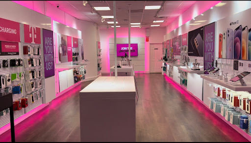 Cell Phone Store «T-Mobile», reviews and photos, 528 Main St, New Rochelle, NY 10801, USA
