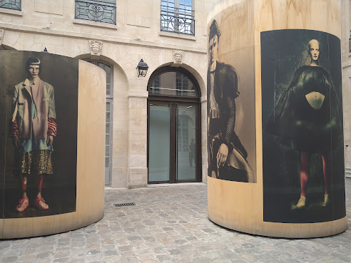 Dover Street Market Paris by null