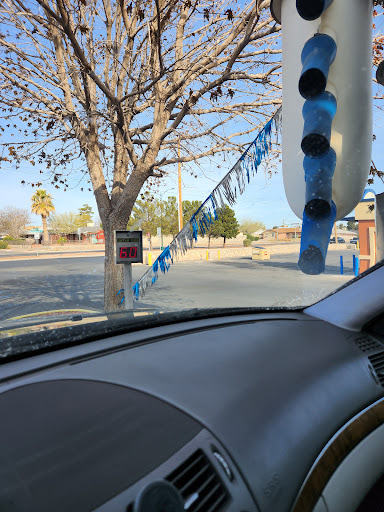 Splash N' Dash Car Wash en El Paso