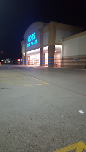 Clothing Store «Ross Dress for Less», reviews and photos, 6327 Stewart Rd, Galveston, TX 77551, USA