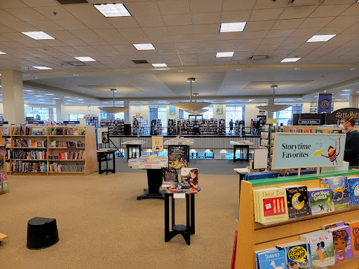 Book Store «Barnes & Noble Booksellers Ventura», reviews and photos, 4820 Telephone Rd, Ventura, CA 93003, USA
