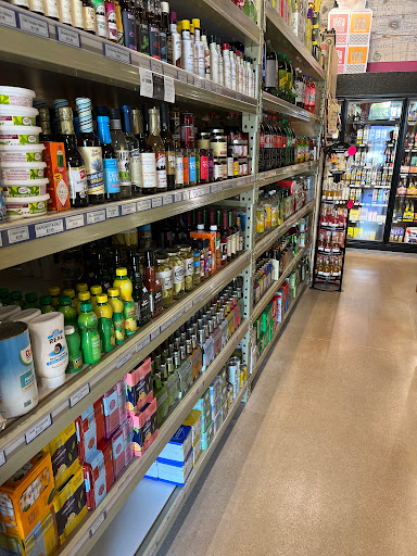 Wine Store «Red Wagon Wine Shoppe», reviews and photos, 1613 Livernois Rd, Troy, MI 48083, USA