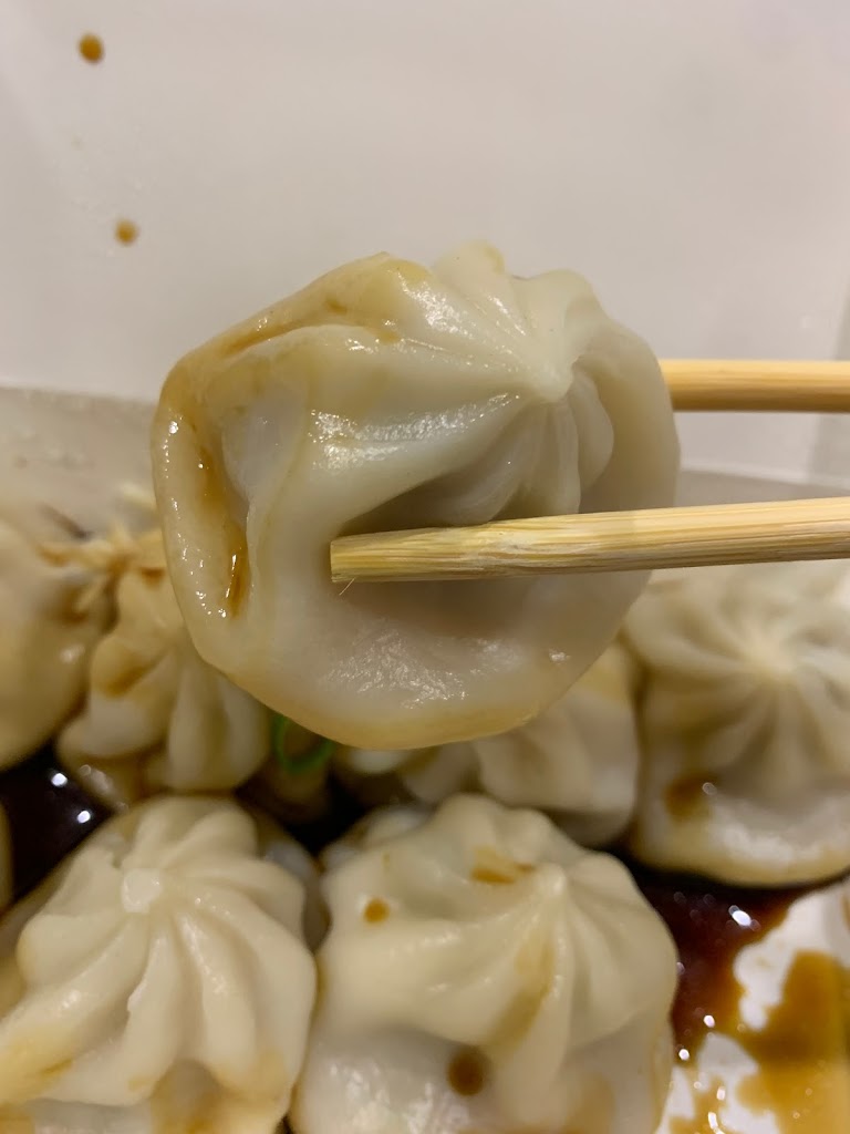 傻師傅湯包民富店 的照片
