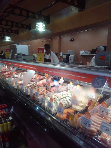 Grocery Store «Earth Fare», reviews and photos, 721 Gov Morrison St #110, Charlotte, NC 28211, USA