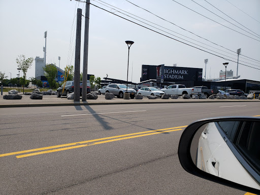 Sportswear Store «The Bills Store», reviews and photos, 1 Bills Dr, Orchard Park, NY 14127, USA