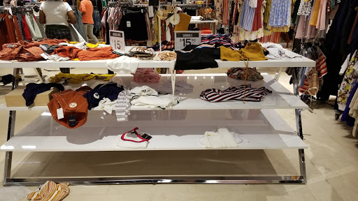 Clothing Store «Forever 21», reviews and photos, 602 Briarwood Cir D101, Ann Arbor, MI 48108, USA