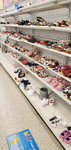 Clothing Store «Ross Dress for Less», reviews and photos, 550 John Ross Pkwy, Rock Hill, SC 29730, USA