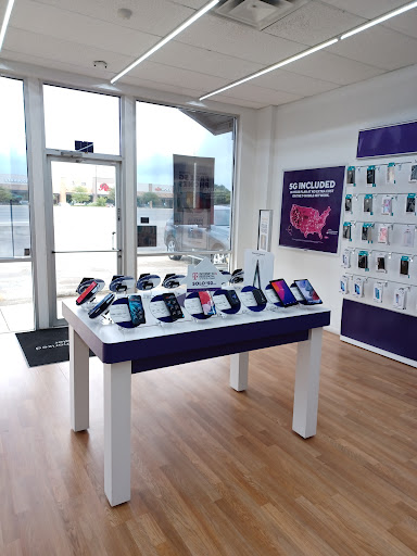 Cell Phone Store «MetroPCS Authorized Dealer», reviews and photos, 904 Roy Richard Dr, Schertz, TX 78154, USA