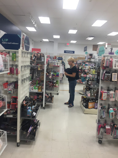 Department Store «Marshalls», reviews and photos, 2383 Maple Rd, Williamsville, NY 14221, USA