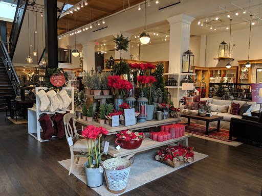 Furniture Store «Pottery Barn», reviews and photos, 1415 4th St, Santa Monica, CA 90401, USA