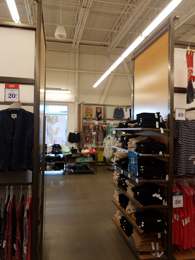 Clothing Store «Old Navy», reviews and photos, 110 Albany Turnpike, Canton, CT 06019, USA