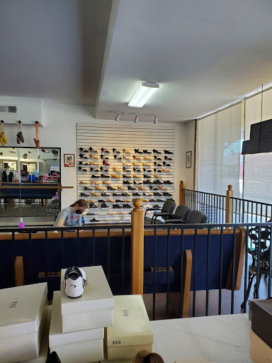 Dance Store «Capezio Dance Shop», reviews and photos, 7128 Owensmouth Ave, Canoga Park, CA 91303, USA