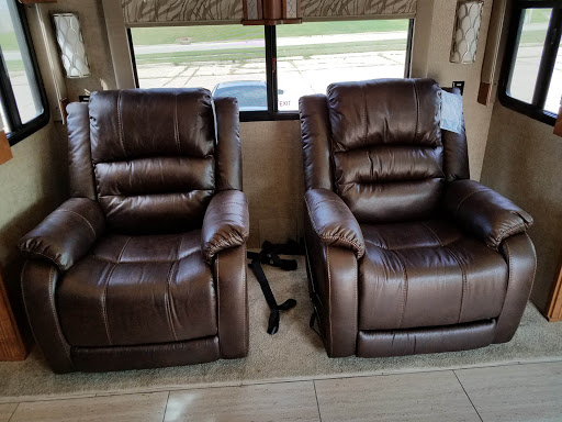 Furniture Store «Slumberland Furniture», reviews and photos, 4390 Dodge St, Dubuque, IA 52003, USA