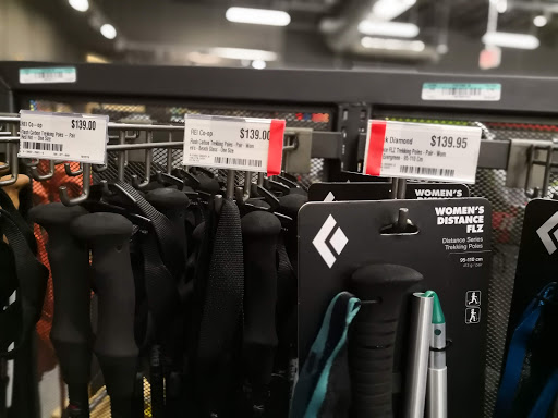 Outdoor Sports Store «REI», reviews and photos, 161 Town Square Pl, King of Prussia, PA 19406, USA