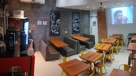 Ruvi's Hamburgueria