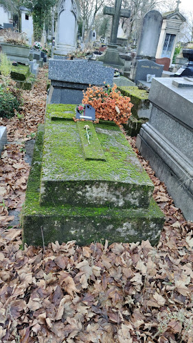 Tombe de Rufino José Cuervo à Paris