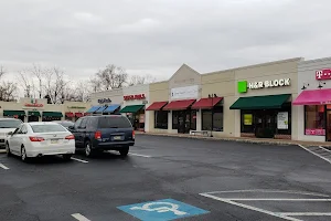 Shoppes at Hellertown image