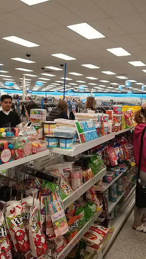 Clothing Store «Ross Dress for Less», reviews and photos, 5820 Lakewood Towne Center Blvd SW, Lakewood, WA 98499, USA