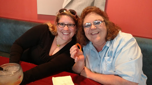 Piano Bar «Blue Moon Dueling Piano Bar & Restaurant», reviews and photos, 5485 Mills Civic Pkwy, West Des Moines, IA 50266, USA