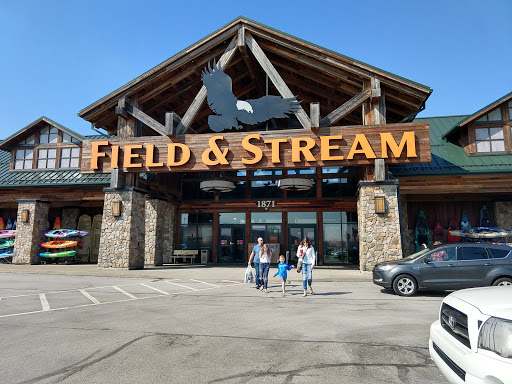 Outdoor Sports Store «Field & Stream», reviews and photos, 2075 Interchange Rd, Erie, PA 16509, USA