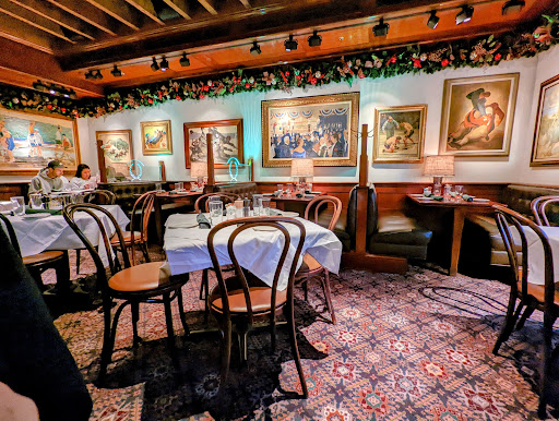 American Restaurant «Clydes of Georgetown», reviews and photos