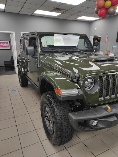 Car Dealer «Bayside Chrysler Jeep Dodge», reviews and photos, 21219 Northern Blvd, Bayside, NY 11361, USA