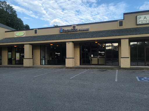 Republic Finance in Jackson, Tennessee