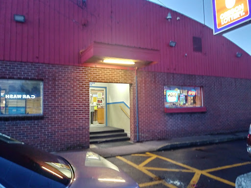 Bowling Alley «Woodburn Bowl», reviews and photos, 435 N Pacific Hwy, Woodburn, OR 97071, USA