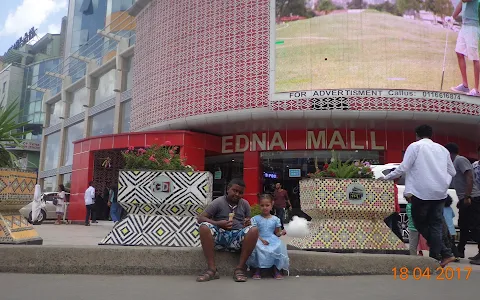 Edna Mall Roundabout image