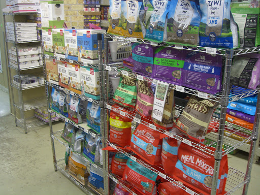 Pet Store «Wilmette Pet Center LLC», reviews and photos, 625 Green Bay Rd, Wilmette, IL 60091, USA