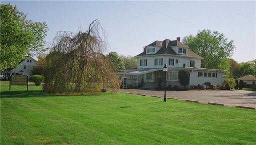 Funeral Home «Frank P Trainor & Sons Funeral Home», reviews and photos, 982 Warwick Ave, Warwick, RI 02888, USA