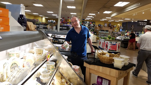 Grocery Store «Stop & Shop», reviews and photos, 111 Vredenburgh Ave, Yonkers, NY 10704, USA