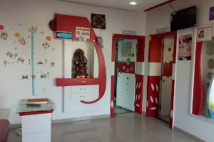 Dande's OMSAI MULTISPECIALITY AND PAEDIATRIC DENTAL CLINIC BHAGYA NAGAR NANDED. image