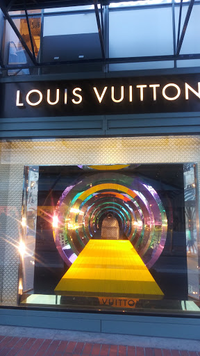 Shopping Mall «Pioneer Place», reviews and photos, 700 SW 5th Ave, Portland, OR 97204, USA