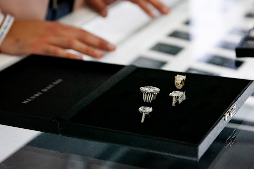 Jewelry Store «International Diamond Center», reviews and photos, 3696 Ulmerton Rd, Clearwater, FL 33762, USA