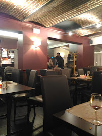 Atmosphère du Restaurant français Les P'tites Côtes à Villeneuve-d'Ascq - n°4