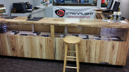Gun Shop «Mauldin Arms», reviews and photos, 301 Murray Dr, Mauldin, SC 29662, USA