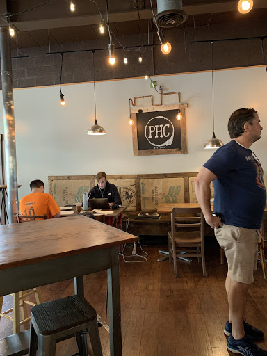 Coffee Shop «The PourHouse Cafe», reviews and photos, 314 E Kirkwood Ave, Bloomington, IN 47408, USA