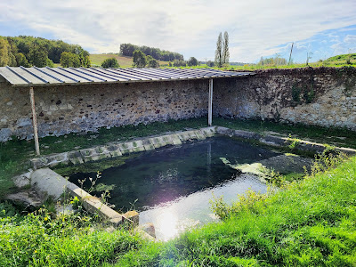 Lavoir à Vellèches