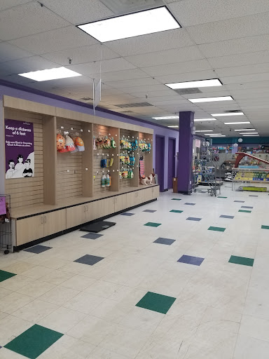 Pet Supply Store «Healthy Pet Natural Pet Care Market», reviews and photos, 2620 N Farnsworth Ave, Aurora, IL 60502, USA