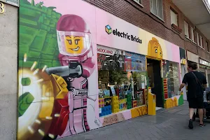electricBricks - LEGO Center Madrid image