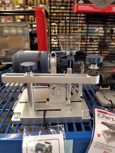 Tool Store «Harbor Freight Tools», reviews and photos, 410 W 49th St #104, Hialeah, FL 33012, USA