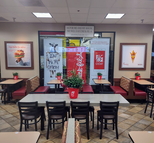 Fast Food Restaurant «Chick-fil-A», reviews and photos, 2533 S Market St, Gilbert, AZ 85295, USA