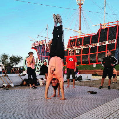 Capoeira. Clases de capoeira. Entrenar capoeira. Hacer capoeira. Caballito-Liniers-Devoto