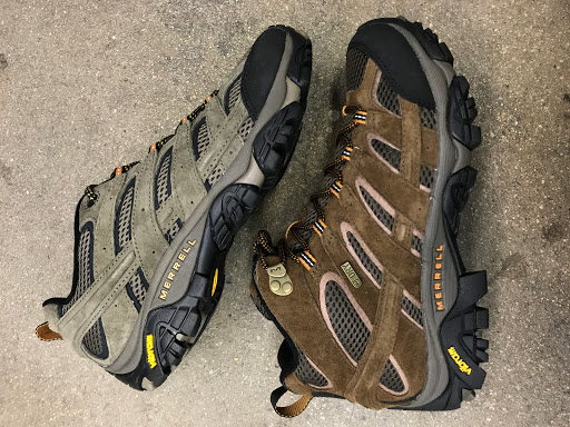 Outdoor Sports Store «Clear Water Outdoor - Lake Geneva», reviews and photos, 744 W Main St, Lake Geneva, WI 53147, USA