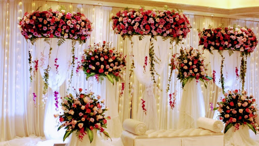 Golden moment decor