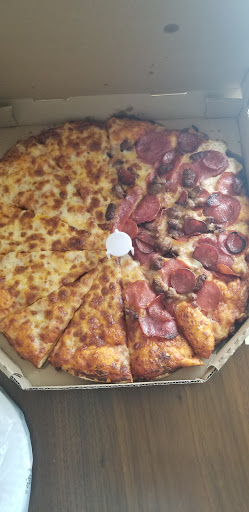 Pizza Restaurant «Round Table Pizza», reviews and photos, 10054 Bruceville Rd, Elk Grove, CA 95757, USA