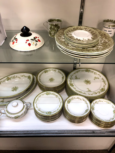 Thrift Store «San Diego Rescue Mission», reviews and photos, 3055 University Ave, San Diego, CA 92104, USA